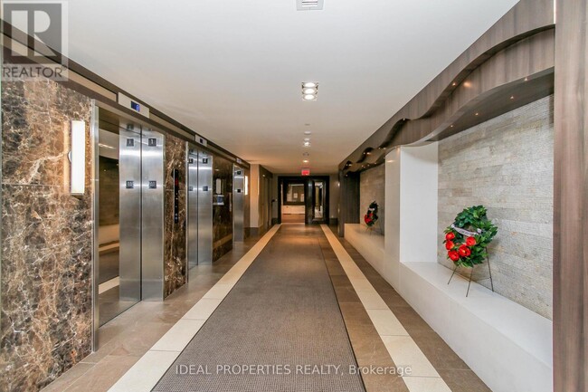 Photo du bâtiment - 1035 Bank St