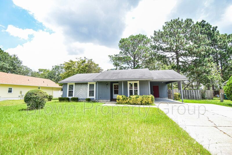 Foto principal - 6208 Birchbrook Dr