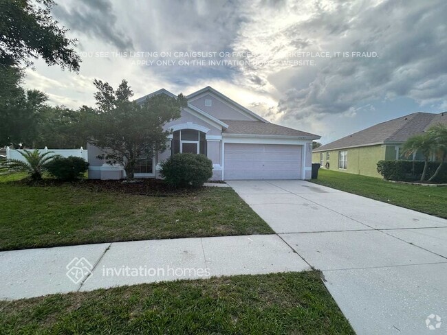 Building Photo - 10244 Hunters Haven Blvd