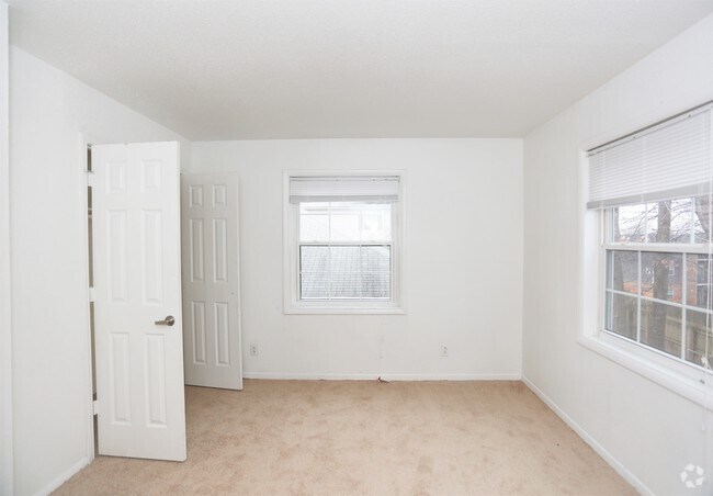 3 HAB 2 BA - Park's Edge Apartments