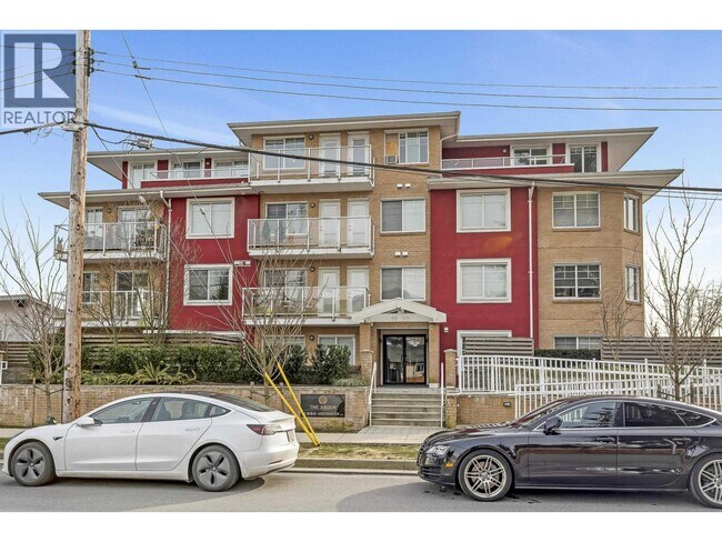 Photo du bâtiment - 1990 Westminster Ave