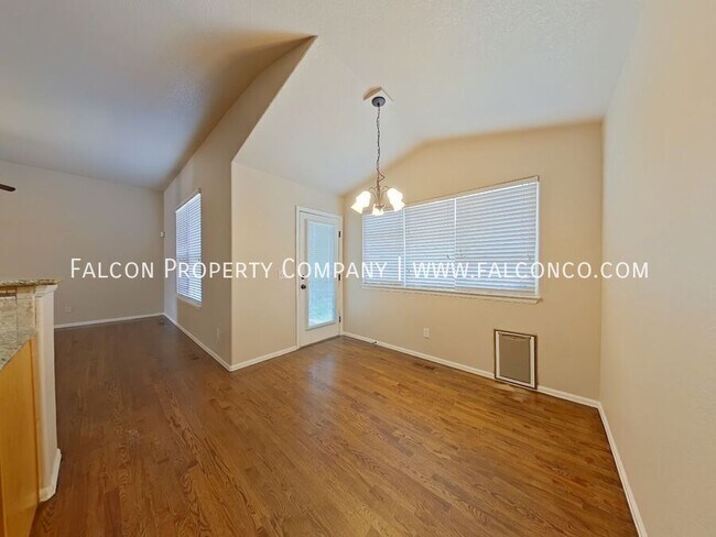 Foto del edificio - 6070 San Mateo Dr