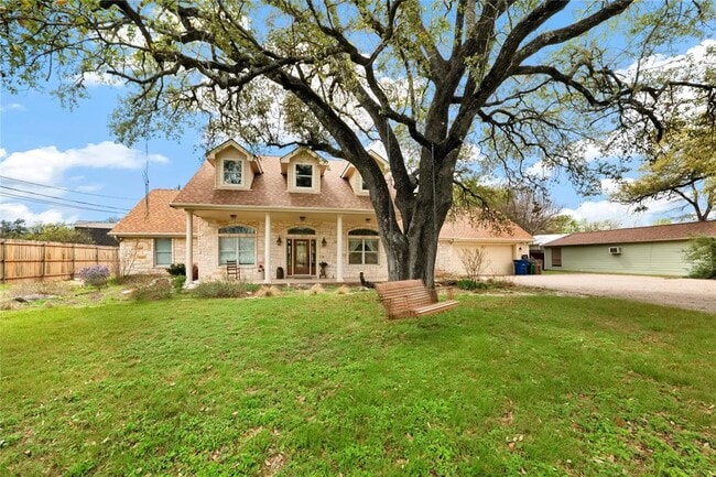 Building Photo - 3701 Del Robles Dr