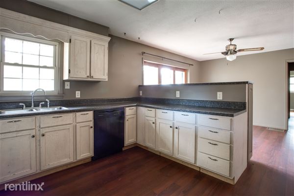 Foto del edificio - 897 Poplar St