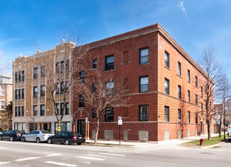 Foto principal - 1952 W Belle Plaine Ave