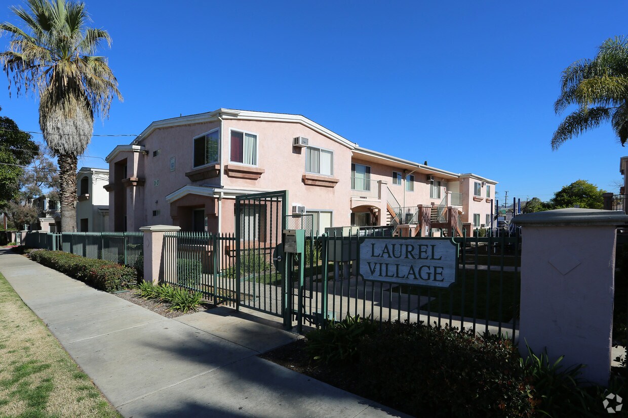 Foto principal - Laurel Village Apartments