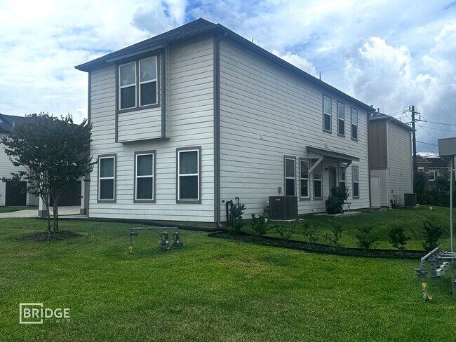 Foto del edificio - 331 Huisache St