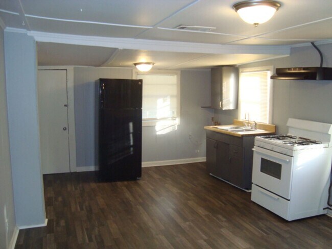 Foto del edificio - 2 Bedroom Home available for Rent!