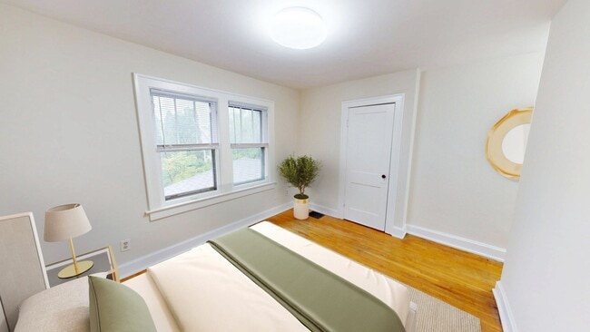 Foto del edificio - 2 Bedroom + Office and 1 Bathroom Clintonv...