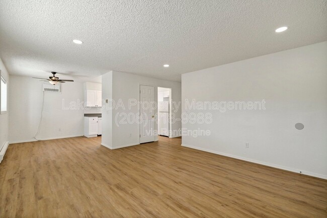 Building Photo - 205 E Boise Ave