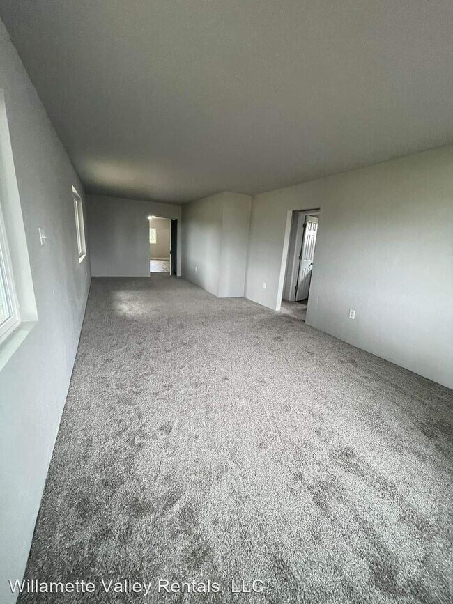 Building Photo - 3 br, 1 bath House - 3690 S Santiam Hwy