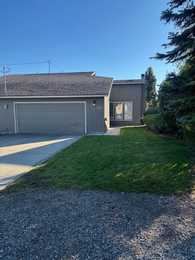 Primary Photo - 1122