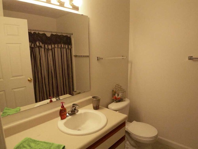 Conner Court Apartments Connersville IN Apartments com Conner Court Apartments Connersville IN Apartments com