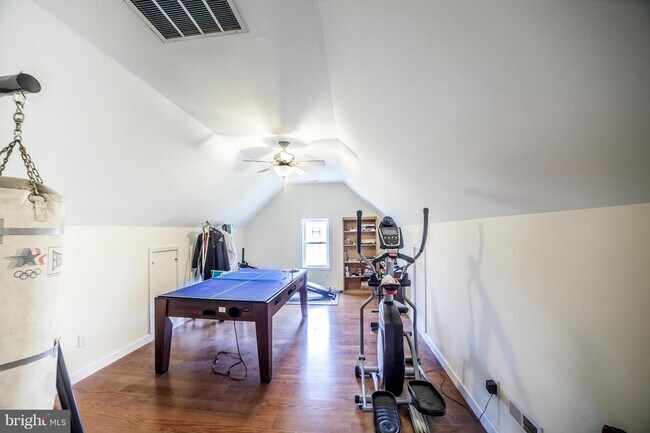 Foto del edificio - 41191 Breton Beach Rd