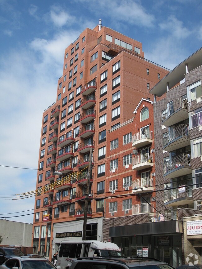 13235 41st Rd Flushing, NY 11355 Rentals Flushing, NY