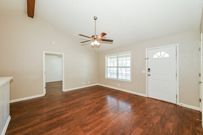Foto del edificio - 4936 Deerhaven Dr