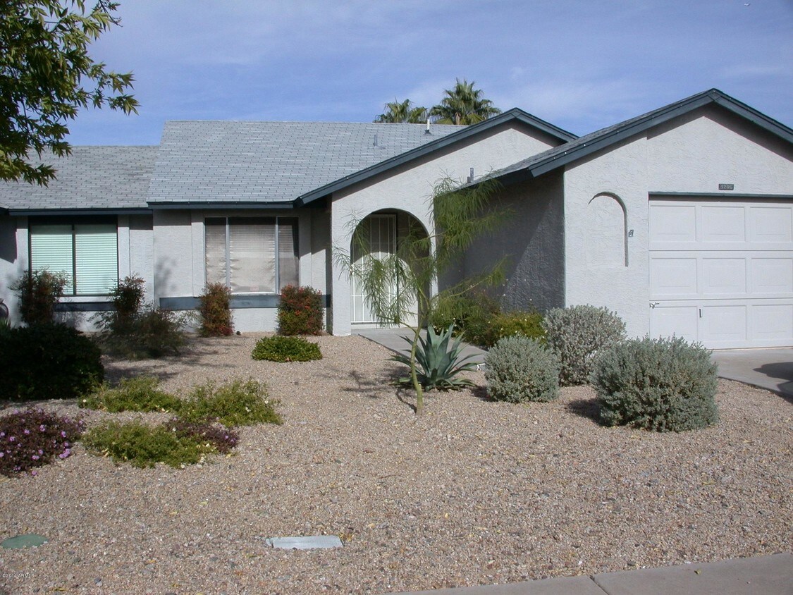 Primary Photo - 3206 W Mohawk Ln