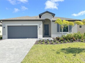 Building Photo - 1602 Saddlewood Cir