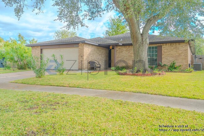 Building Photo - 10431 Odessa Dr