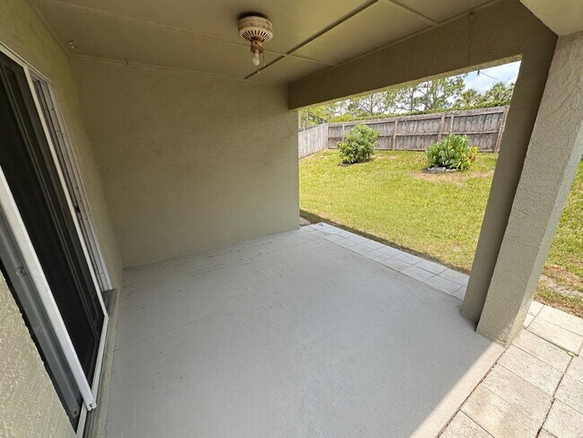 Foto del edificio - 12550 Castlemain Trail