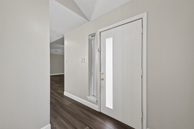 Foto del edificio - 7735 Teal Run Dr