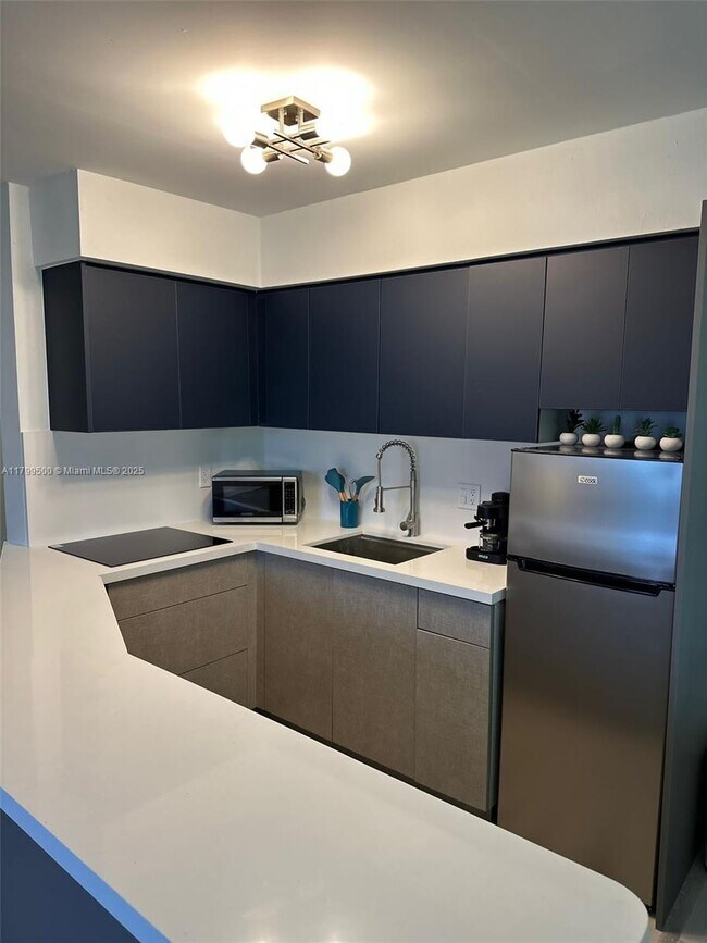 Foto del edificio - 2624 NE 30th Pl