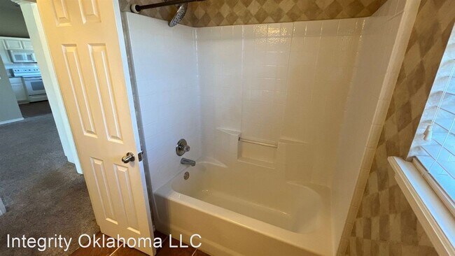Foto del edificio - 3 br, 2 bath House - 1913 NW 176th St