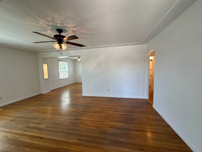 Foto del edificio - 4622 67th St