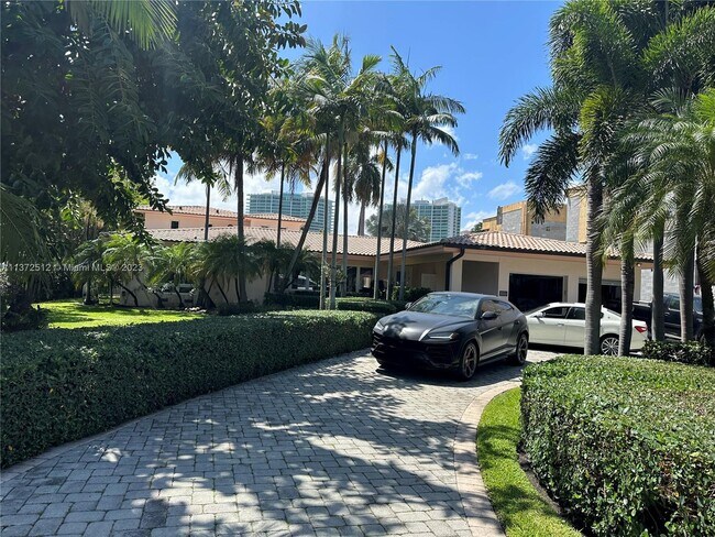 Foto del edificio - 200 Golden Beach Dr