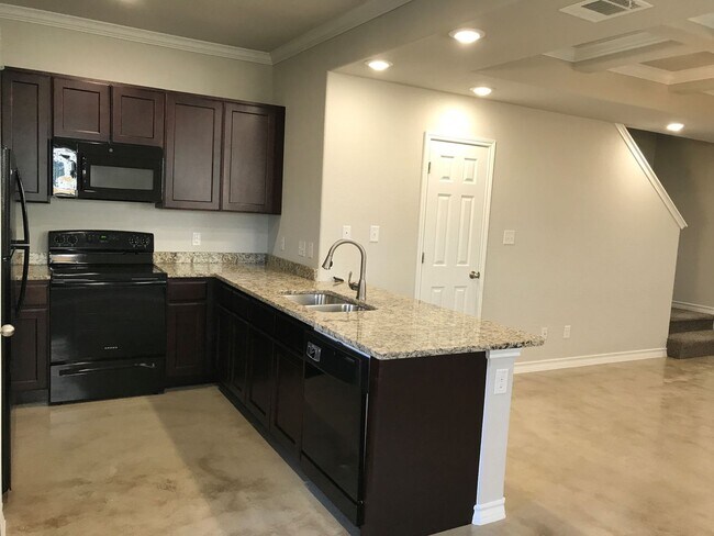 Foto del edificio - Town home for rent