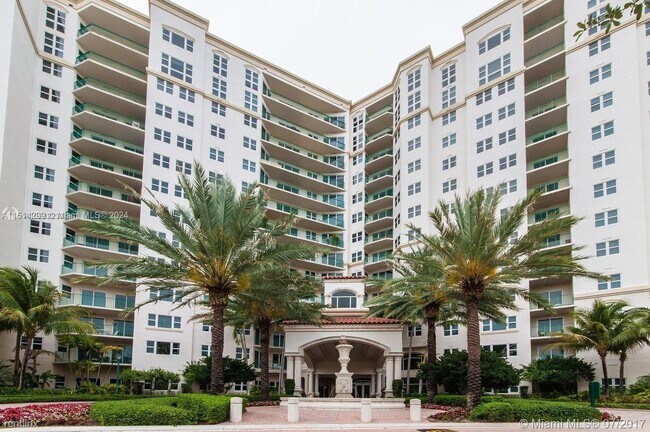 Foto del edificio - 3 br, 3 bath House - 19900 E Country Club ...
