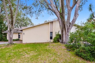 Building Photo - 1024 Old Magnolia Cove