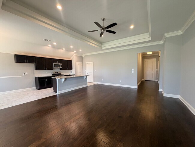 Foto del edificio - This home will go fast!! Super clean and ready for new tenant!