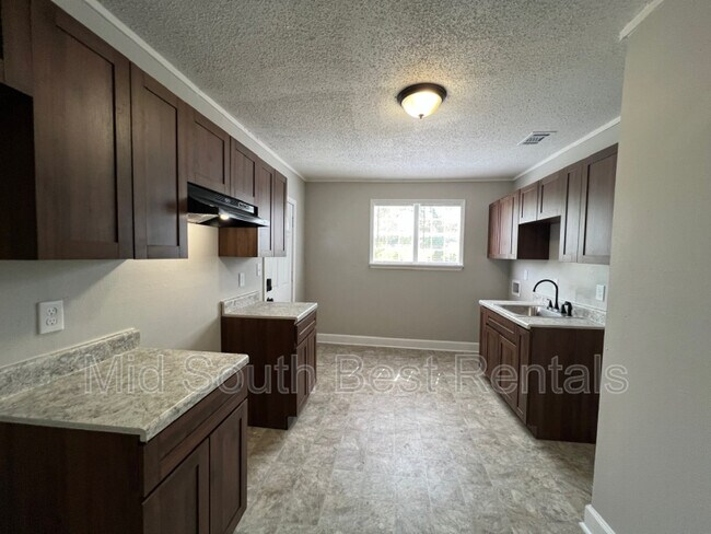 Foto del edificio - 183 Holland Ave