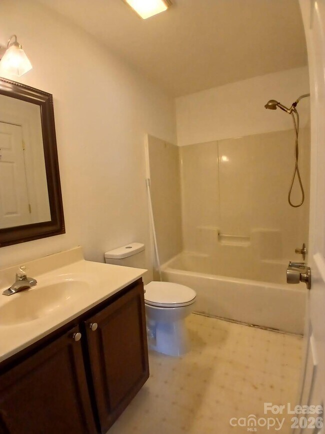 Foto del edificio - 6929 Misty Pine Ln