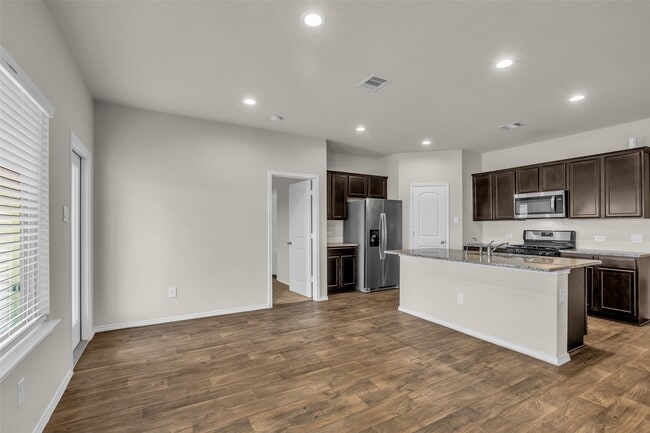 Foto del edificio - 18681 Swainboro Dr