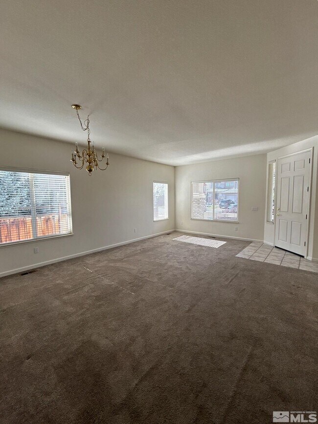 Building Photo - 6705 Cinnamon Dr