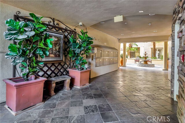 Building Photo - 15206 Burbank Blvd