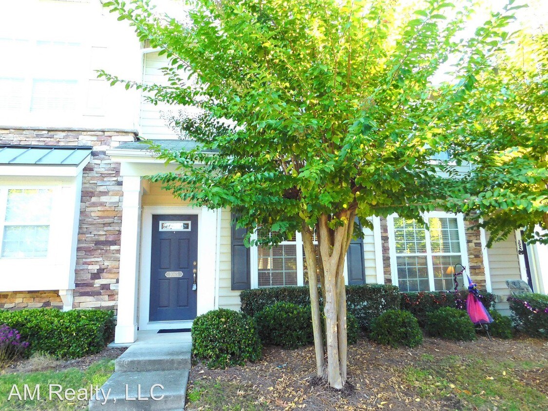 Primary Photo - 2 br, 2.5 bath House - 1065 Woodglen Ln