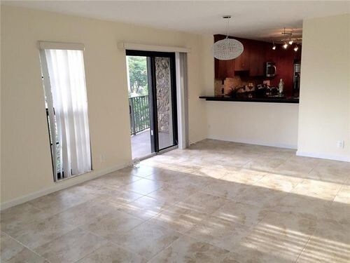 Foto del edificio - 2029 N Ocean Blvd