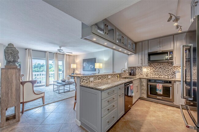 Foto del edificio - 1831 NE 38th St