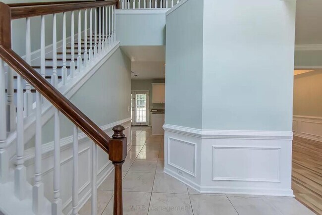 Foto del edificio - 3985 Shallowford Green Ct