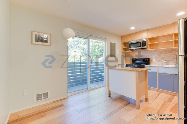 Foto del edificio - 1601 South Main St