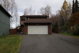 Building Photo - 5941 Keyann Cir
