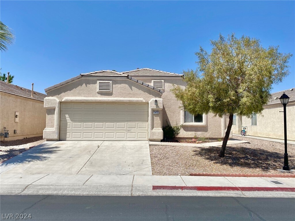 Foto principal - 5432 Eagle Claw Ave