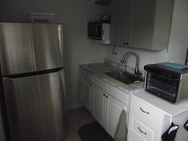 Foto del edificio - 317 NW Bayshore Blvd