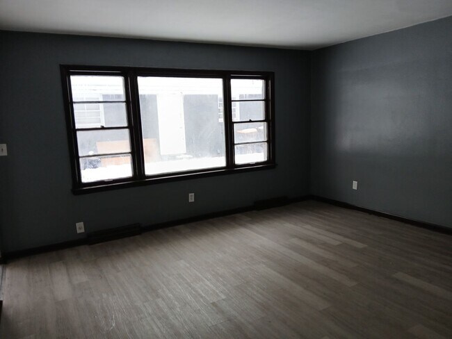 Foto del edificio - 1023 Irving Ave