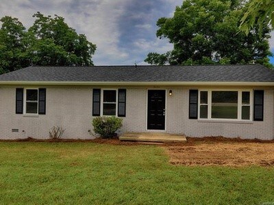 Building Photo - 3551 Rock Hill Church Rd