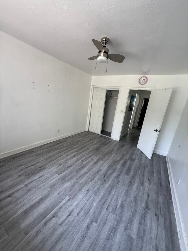 Building Photo - 320 86th St