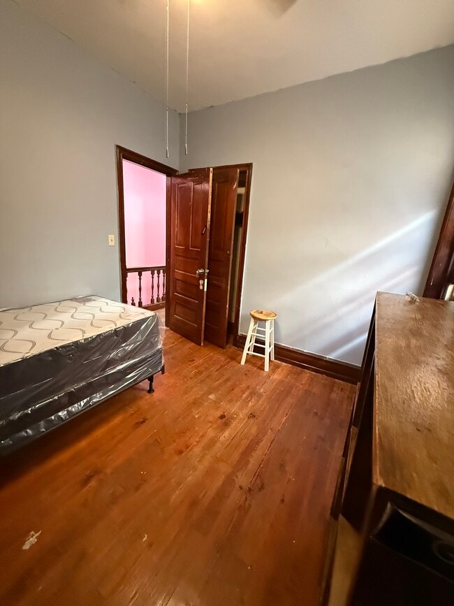 Foto del edificio - 1236 N Redfield St